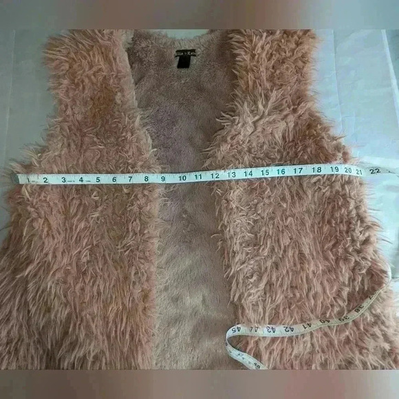 ELLIE KATE Sz S/M Faux Fur Vest. Dust Rose. Front Hook Closure. Open Front - Picture 9 of 11
